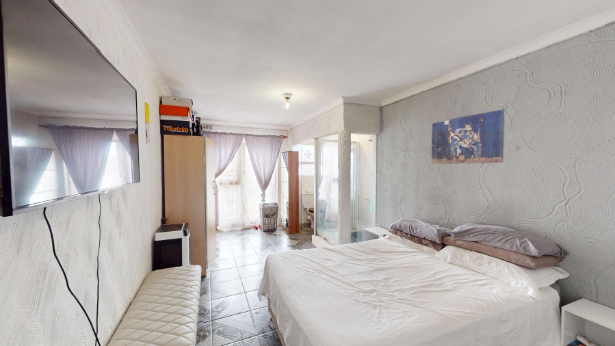 3 Bedroom Property for Sale in Balvenie Western Cape